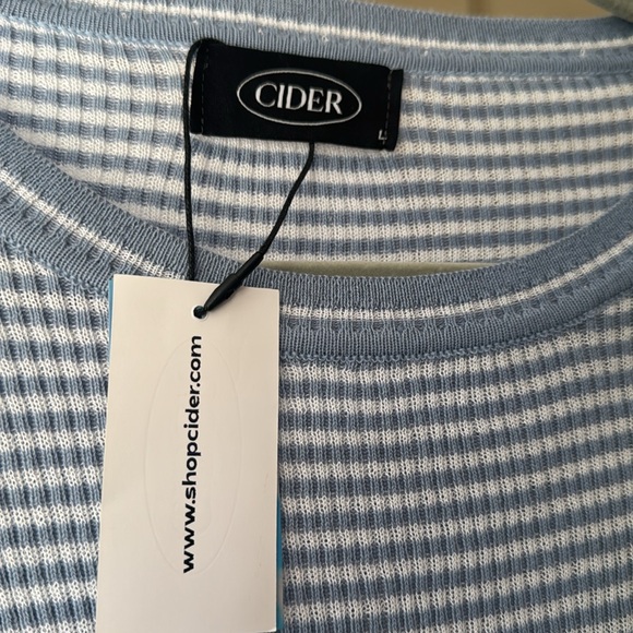 Lot of 3 NWT Cider crop tops - Picture 4 of 9
